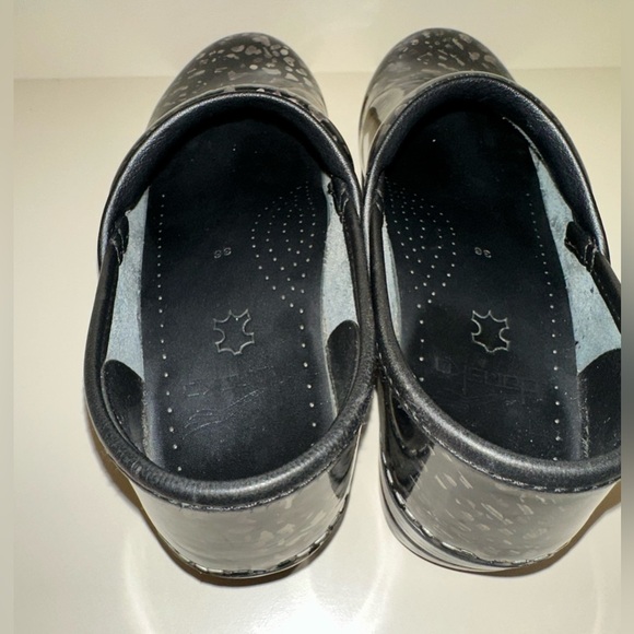 Dansko Professional Slip Resistant Gray/Black Clog Women's Size 36 Cheetah Print - Picture 7 of 11